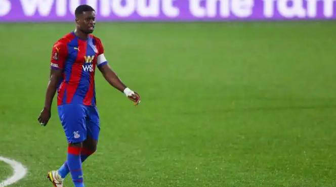 皇马成功签下25岁天才后卫，截胡拜仁和尤文，未来10年后防稳如泰山